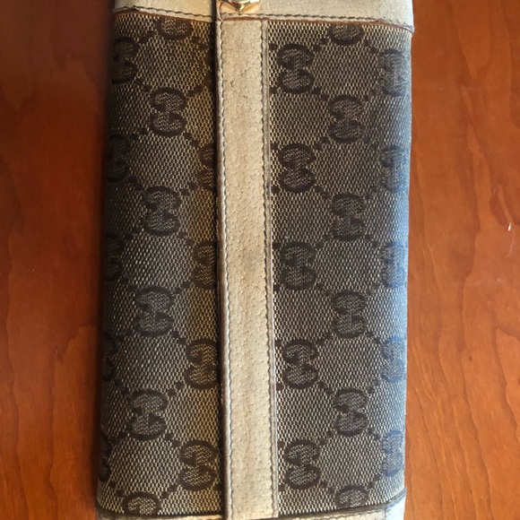 Gucci Wallet - Picture 5 of 7